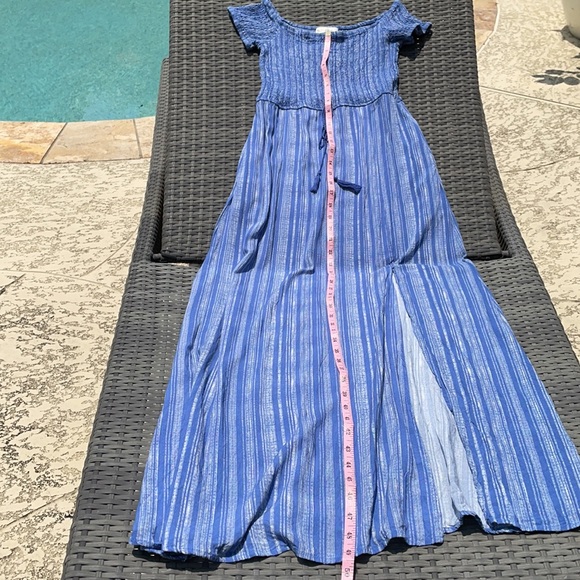 Band of Gypsies Smocked Maxi Dress - Picture 5 of 10